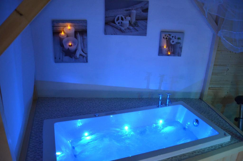 Relais Mont Jura Adults Only Bed & Breakfast Lélex Dış mekan fotoğraf