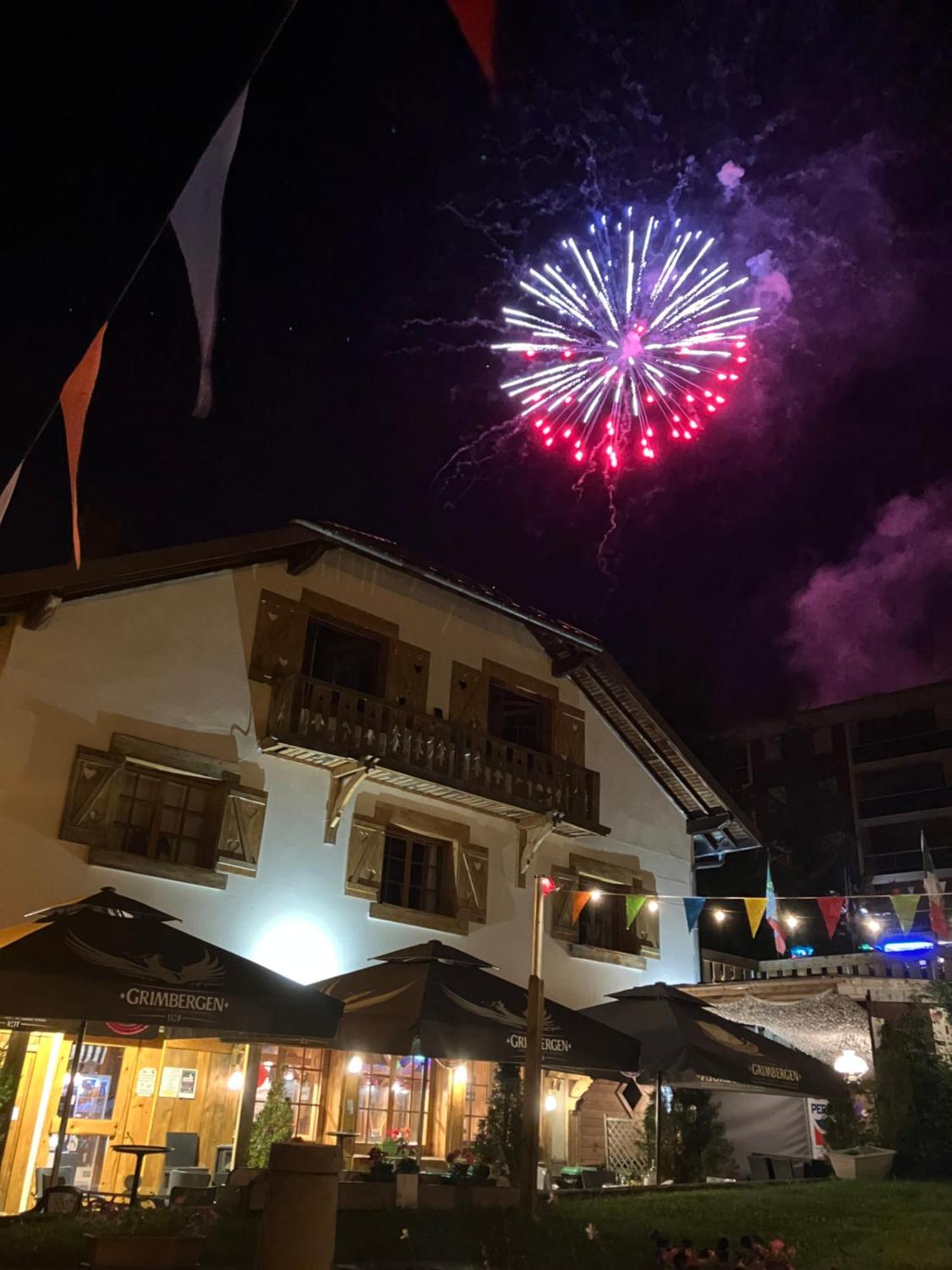 Relais Mont Jura Adults Only Bed & Breakfast Lélex Dış mekan fotoğraf