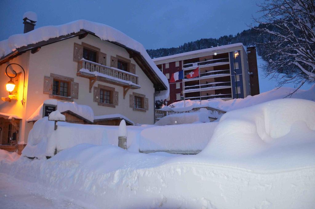 Relais Mont Jura Adults Only Bed & Breakfast Lélex Dış mekan fotoğraf
